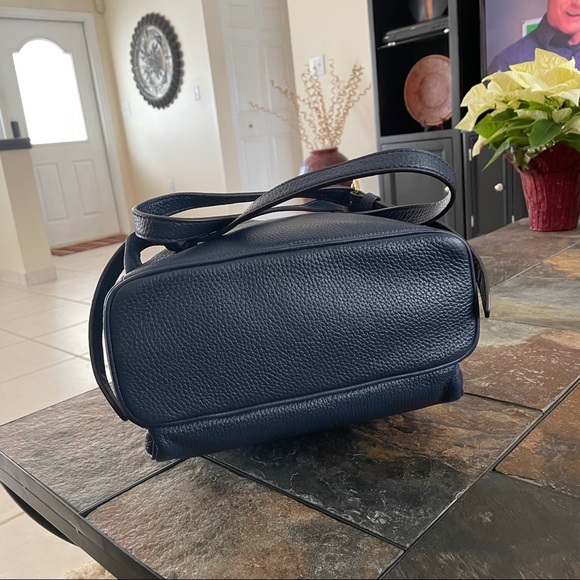 NWT Michael Kors Medium Abbey Leather Backpack - Picture 6 of 11